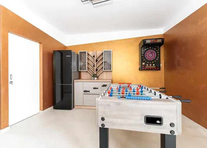 Mirakul, New Modern With Swimming Pool, Close To The Beach, Children Playroom, Quiet Area- By Traveler Tourist Agency Krk - Id 2680 *