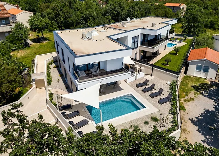 Mirakul, New Modern With Swimming Pool, Close To The Beach, Children Playroom, Quiet Area- By Traveler Tourist Agency Krk - Id 2680 빌라 *