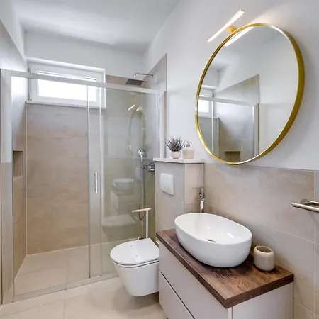 Mirakul, New Modern With Swimming Pool, Close To The Beach, Children Playroom, Quiet Area- By Traveler Tourist Agency Krk - Id 2680 빌라