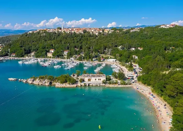 Mirakul, New Modern With Swimming Pool, Close To The Beach, Children Playroom, Quiet Area- By Traveler Tourist Agency Krk - Id 2680 Omišalj