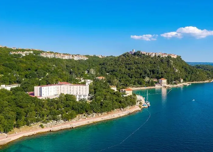 Mirakul, New Modern With Swimming Pool, Close To The Beach, Children Playroom, Quiet Area- By Traveler Tourist Agency Krk - Id 2680 Villa Omišalj