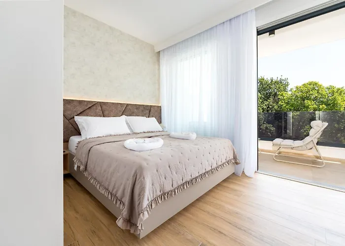 Mirakul, New Modern With Swimming Pool, Close To The Beach, Children Playroom, Quiet Area- By Traveler Tourist Agency Krk - Id 2680 Villa
