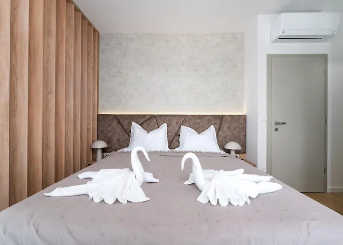 Mirakul, New Modern With Swimming Pool, Close To The Beach, Children Playroom, Quiet Area- By Traveler Tourist Agency Krk - Id 2680 * Омишаль