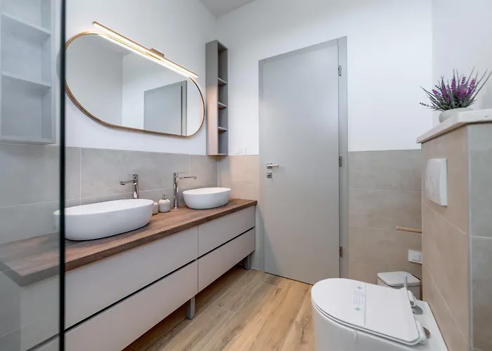 Mirakul, New Modern With Swimming Pool, Close To The Beach, Children Playroom, Quiet Area- By Traveler Tourist Agency Krk - Id 2680 Вилла Омишаль