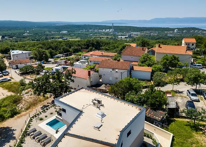 Mirakul, New Modern With Swimming Pool, Close To The Beach, Children Playroom, Quiet Area- By Traveler Tourist Agency Krk - Id 2680 *